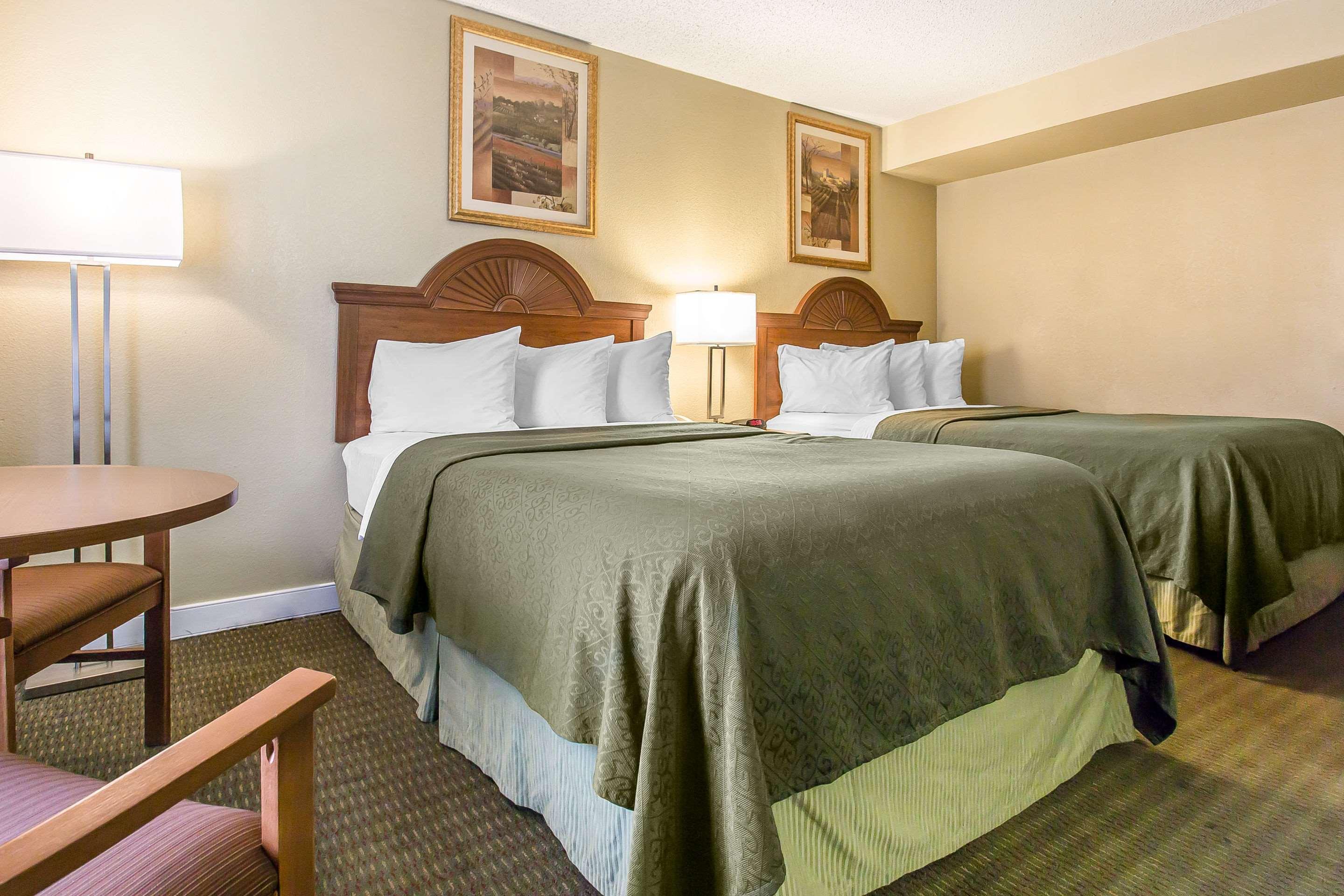 Quality Inn Lawton Buitenkant foto