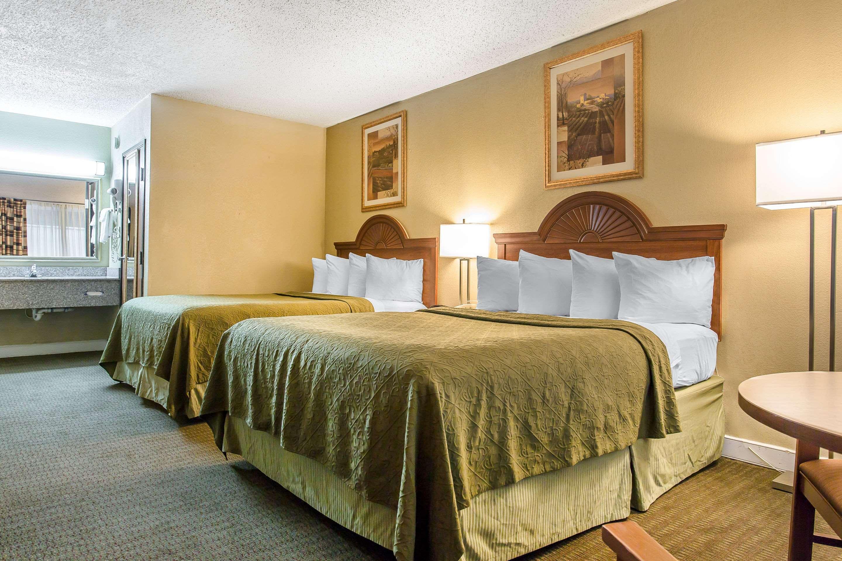 Quality Inn Lawton Buitenkant foto