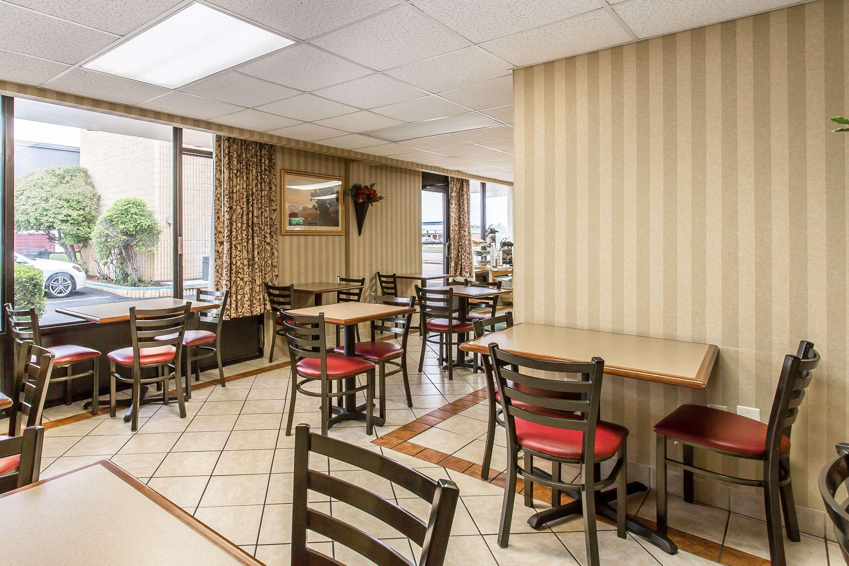 Quality Inn Lawton Buitenkant foto