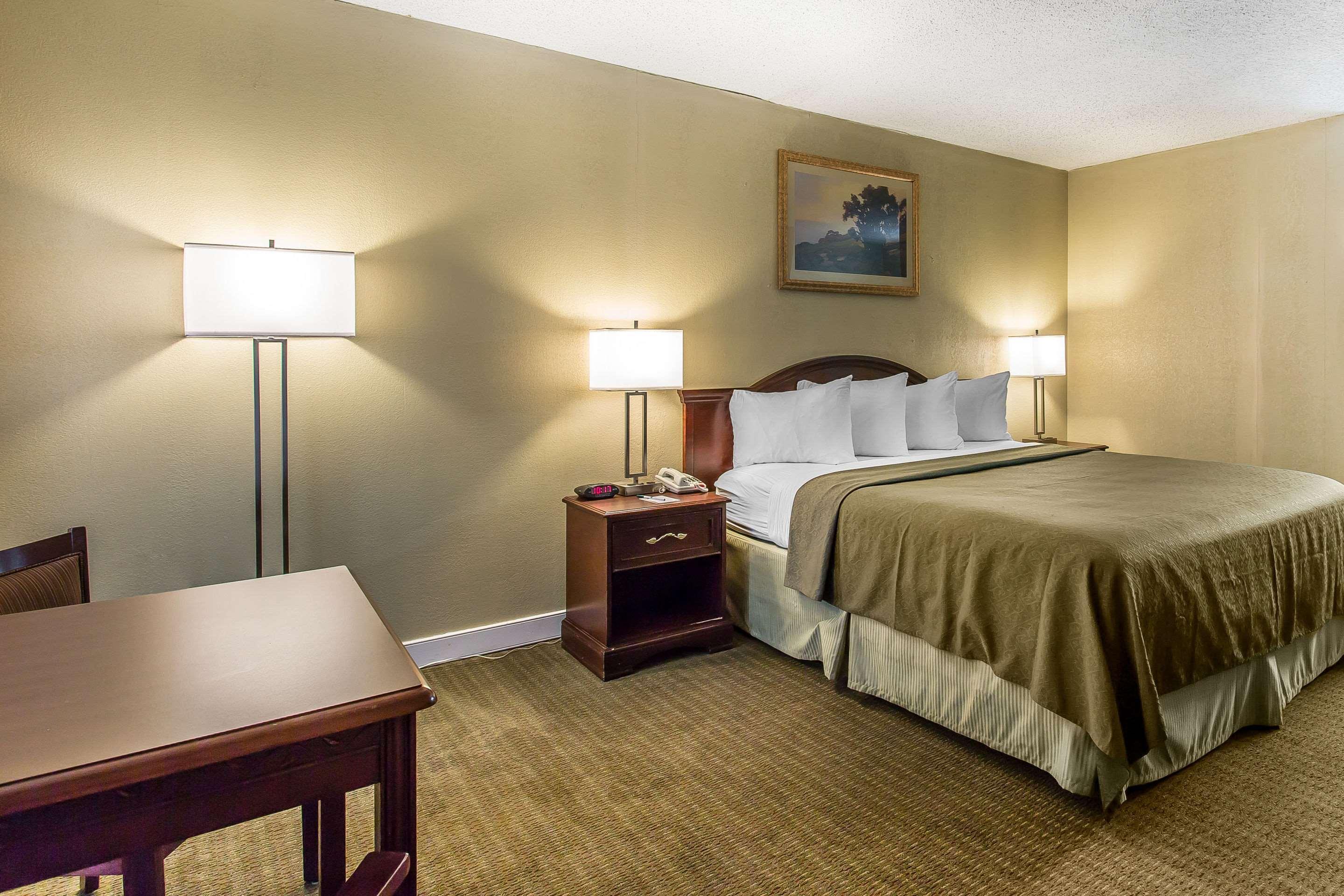 Quality Inn Lawton Buitenkant foto